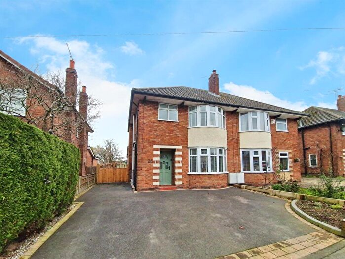 3 Bedroom Semi Detached House For Sale In Queens Drive, Sandbach, CW11