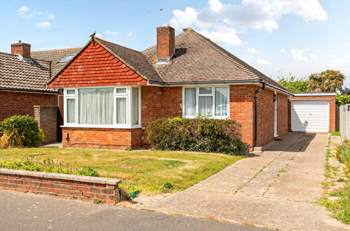 2 Bedroom Bungalow For Sale In Singleton Crescent, Goring-by-Sea, Worthing, West Sussex, BN12