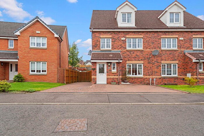 5 Bedroom Semi-Detached Villa For Sale In Dow Place, Stenhousemuir, Larbert, FK5
