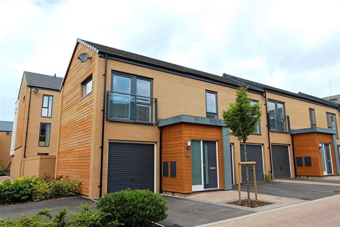 2 Bedroom Property To Rent In Firepool View, Taunton, TA1