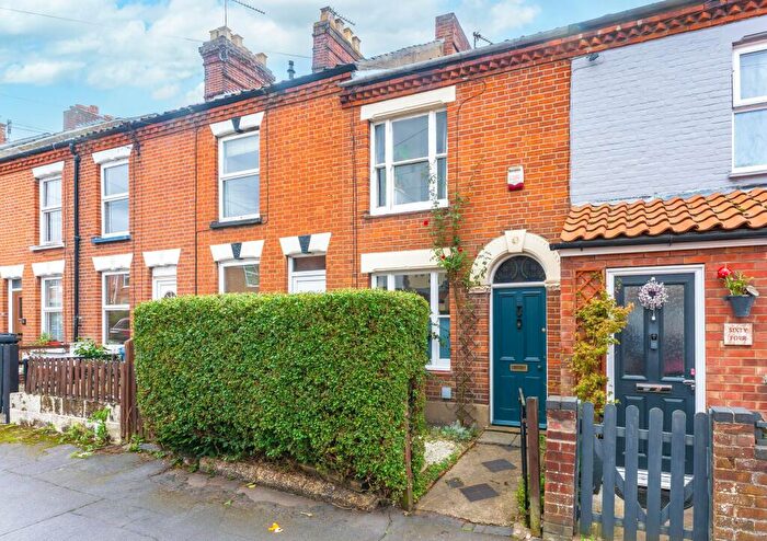 3 Bedroom Terraced House For Sale In Shipstone Road, Norwich, NR3