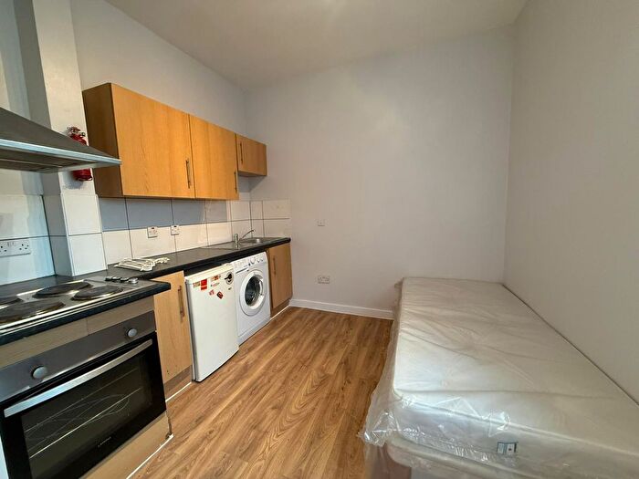1 Bedroom Studio To Rent In Ilford, IG1