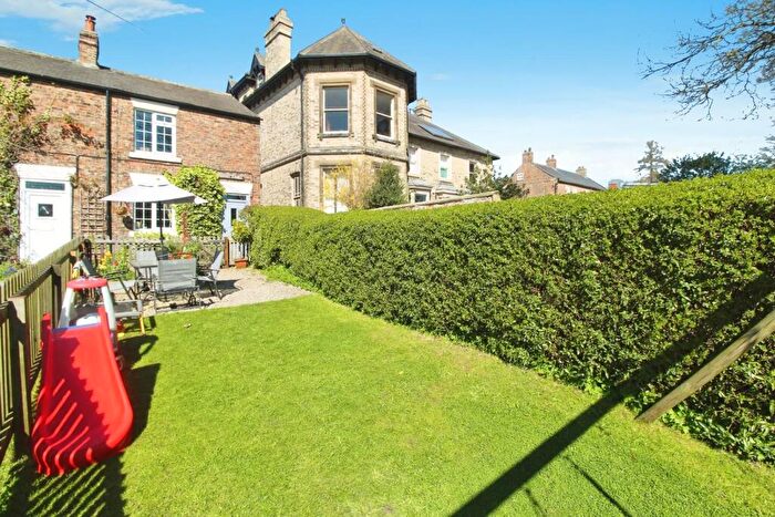 2 Bedroom End Of Terrace House For Sale In Mowbray Terrace, Thornton Le Moor, Northallerton, DL7