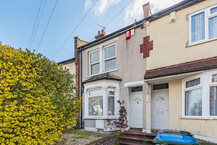 2 Bedroom Terraced House For Sale In Bostall Lane, Abbey Wood, SE2
