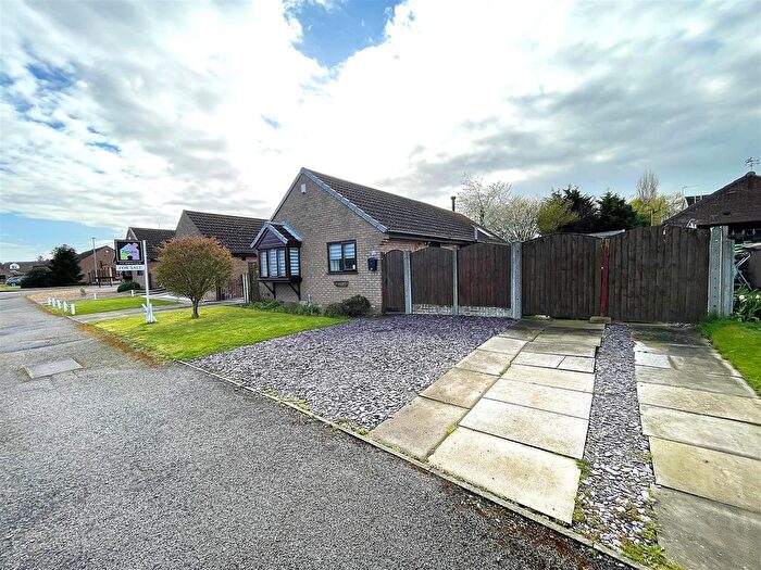 4 Bedroom Detached Bungalow For Sale In Priory Way, Snaith, DN14