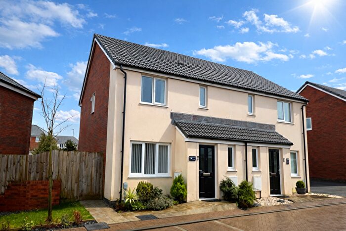 3 Bedroom Semi Detached House To Rent In Kibble Road, Liskeard, PL14