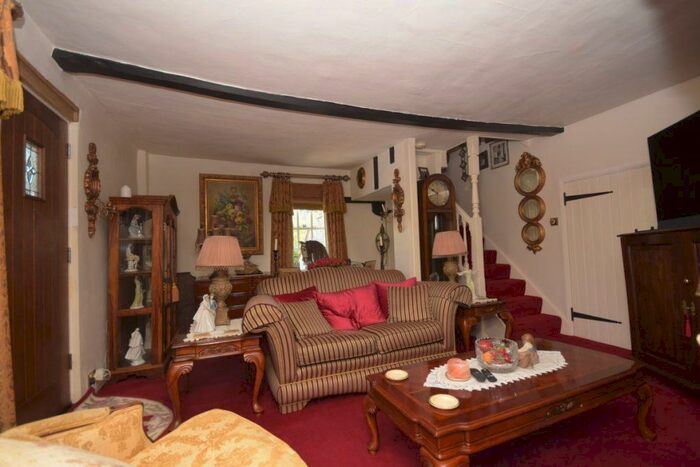 1 Bedroom Detached House For Sale In Bentfield End Causeway, Stansted Mountfitchet, CM24