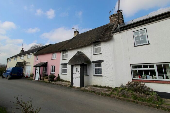 2 Bedroom Cottage For Sale In Halford Cottages, Liverton, Newton Abbot, TQ12