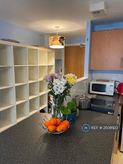 Studio To Rent In Blackfriars Road, Glasgow, G1