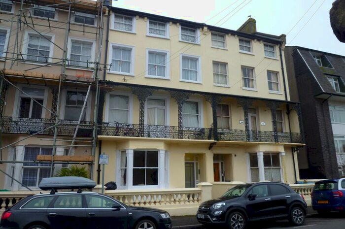 2 Bedroom Property To Rent In Albert Road, PO21