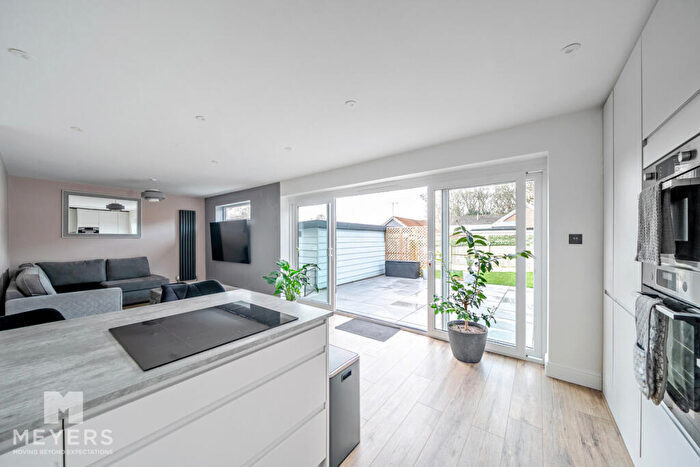 2 Bedroom Bungalow For Sale In Cutlers Place, Wimborne, BH21