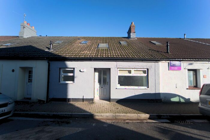 3 Bedroom Terraced House To Rent In Long Row, Pontypridd, CF37