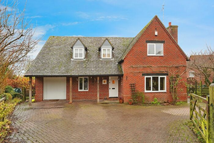 4 Bedroom Detached House For Sale In Bakers Lane, Ashton-Under-Hill, Evesham, Worcestershire, WR11