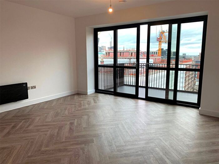 1 Bedroom Flat To Rent In Priory House, Gooch Street North, Birmingham, B5