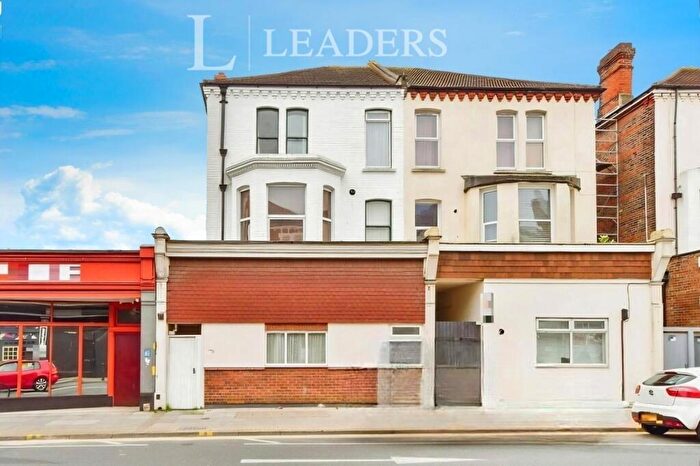 1 Bedroom Apartment For Sale In Elm Grove, Southsea, Hampshire, PO5