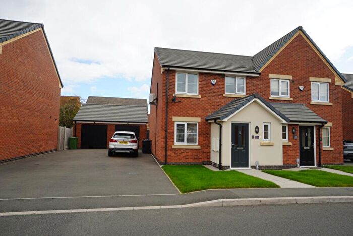 3 Bedroom Semi-Detached House For Sale In Healy Close, Sileby, LE12