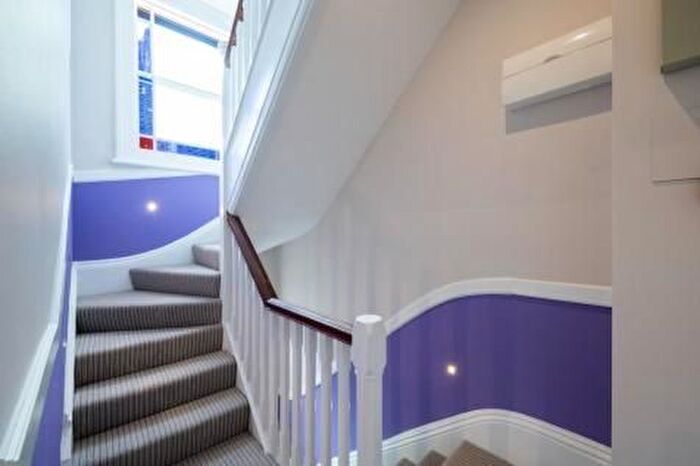 Studio To Rent In Lithos House, London, NW3