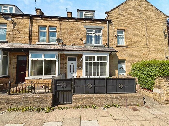 4 Bedroom Terraced House For Sale In Parkside Road, Bradford, BD5