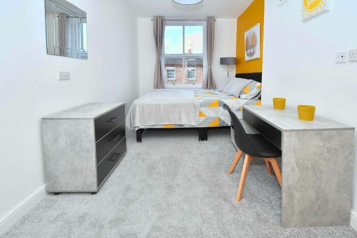 1 Bedroom Detached House To Rent In Westport Road, Stoke-On-Trent, ST6