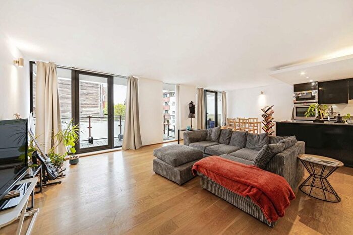 2 Bedroom Flat To Rent In The Ink Building, London, W10