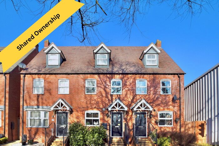 3 Bedroom Terraced House For Sale In Warwick Rd, Henley-In-Arden, Warwickshire, B95
