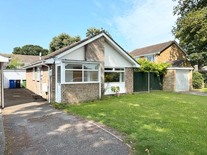 2 Bedroom Detached Bungalow To Rent In Hogarth Walk, Gunton, Lowestoft, NR32