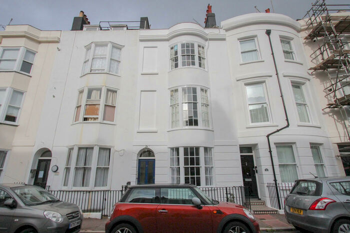 1 Bedroom Apartment To Rent In St. Georges Terrace, Brighton, BN2