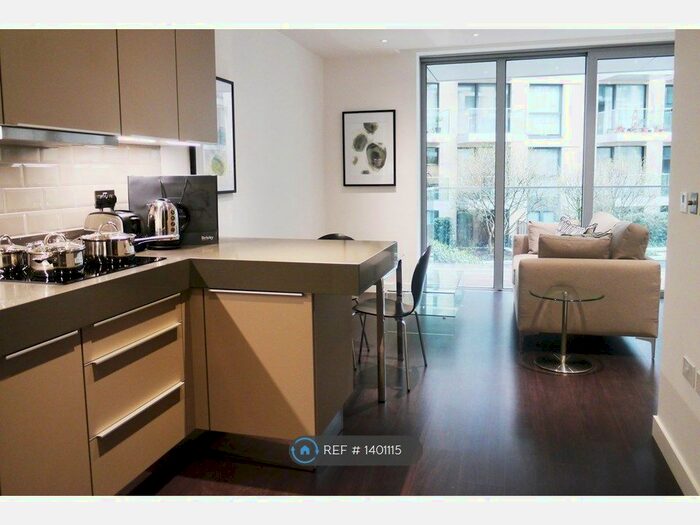 Studio To Rent In Kingwood House, London, E1