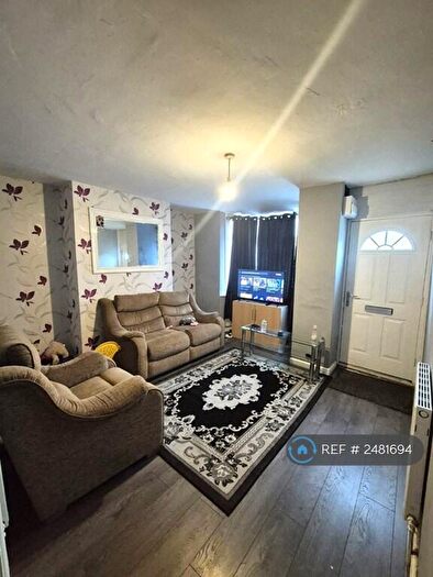 3 Bedroom Terraced House To Rent In Dudley Road, Brierley Hill, DY5