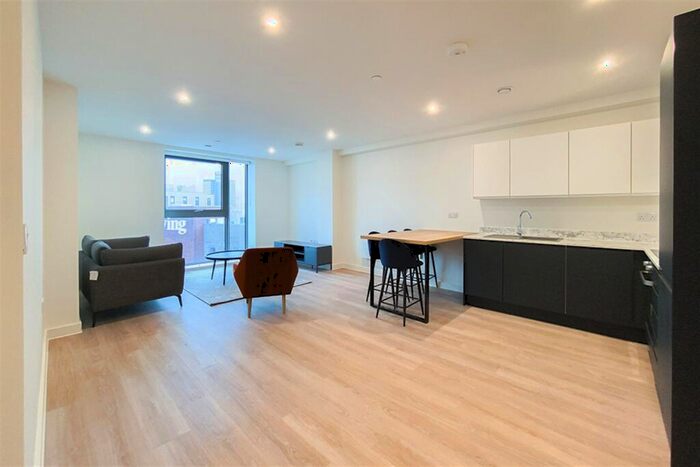 2 Bedroom Apartment To Rent In Exchange Point, New Kings Head Yard, M3