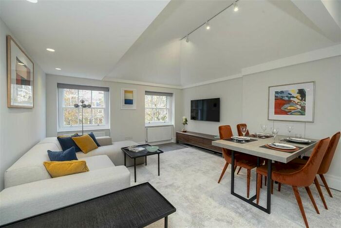 2 Bedroom Flat To Rent In Rutland Gate, London, SW7