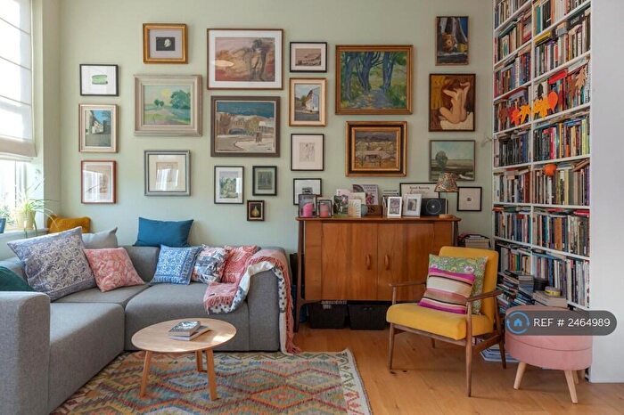 1 Bedroom Flat To Rent In Taverners Court, London, E3