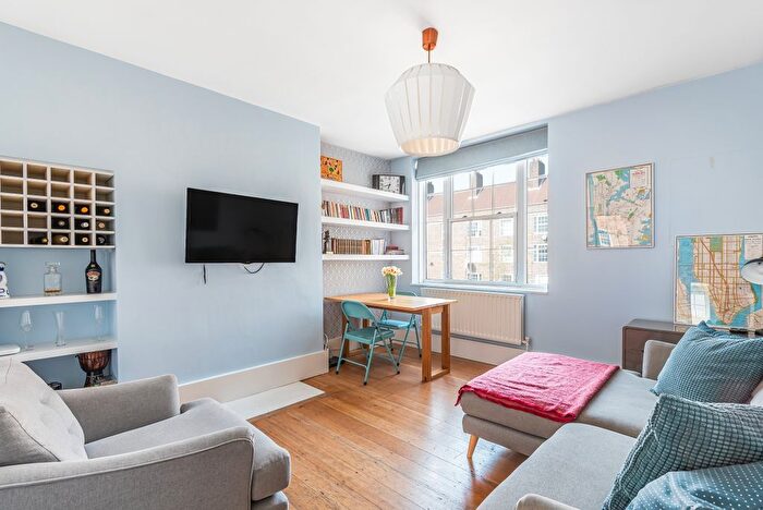 2 Bedroom Flat To Rent In Frazier Street, London, SE1