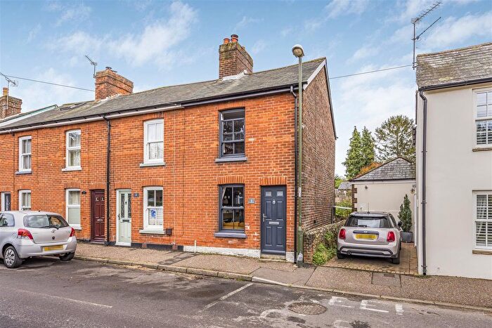 2 Bedroom End Terrace House For Sale In North Street, Westbourne, PO10