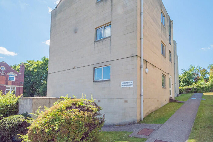 2 Bedroom Apartment To Rent In Melcombe Road, Bath, BA2
