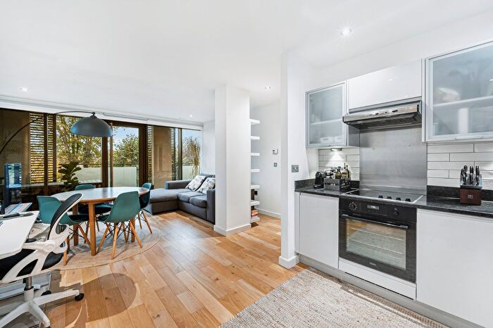 1 Bedroom Flat To Rent In Edison Court, Warple Way, W3