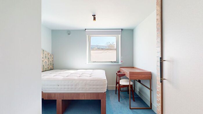 Studio To Rent In Cheshire Street, London, E2