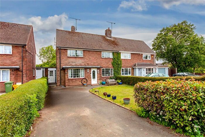 3 Bedroom Semi-Detached House For Sale In Harlington Road, Sundon, Bedfordshire, LU3