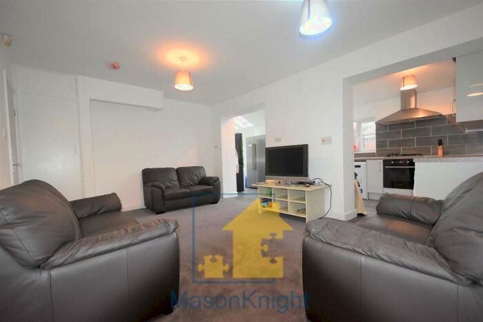 8 Bedroom Detached House To Rent In / Academic Year Stunning Double Bedroom Detached Student House, Selly Oak, Birmingham, Free Ultrafast M Bro, B29