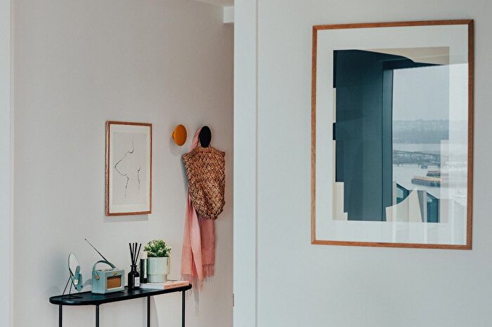 1 Bedroom Flat For Sale In Greenwich Peninsula, River Way, SE10