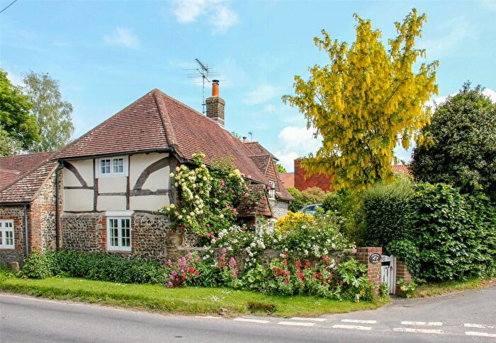 4 Bedroom Detached House For Sale In South Lane, Houghton, BN18