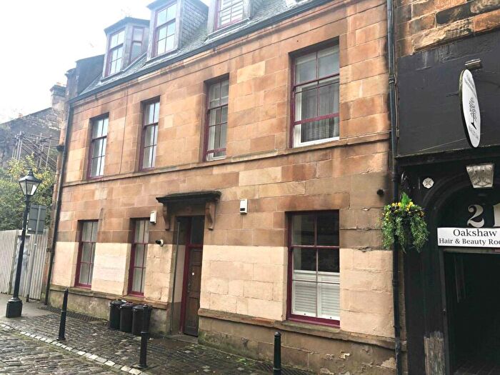 2 Bedroom Flat To Rent In School Wynd, Paisley, PA1