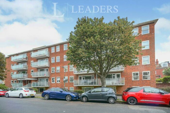 2 Bedroom Flat To Rent In Salisbury Road, Hove, BN3
