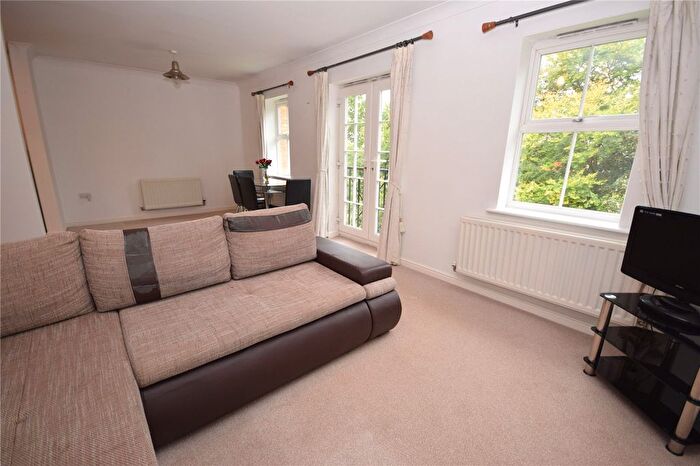 1 Bedroom Flat To Rent In Charnley Drive, Leeds, West Yorkshire, LS7