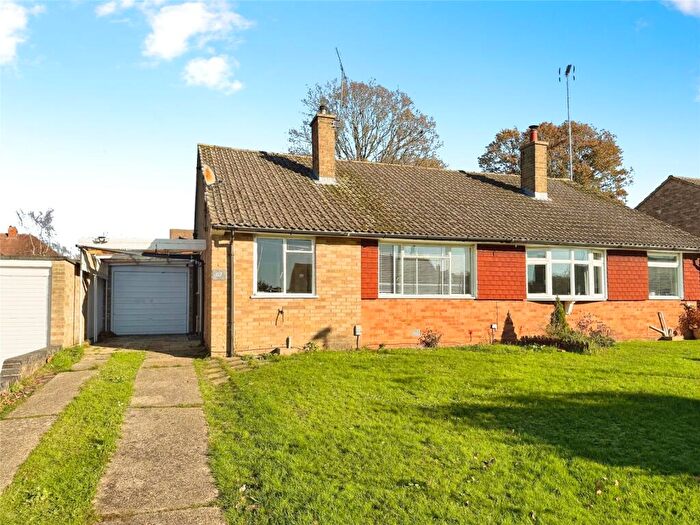 2 Bedroom Bungalow For Sale In Sewell Avenue, Wokingham, Berkshire, RG41