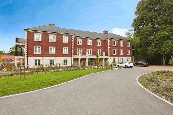 2 Bedroom Flat For Sale In Turnor Way, Eastleigh, SO50