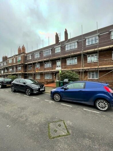 2 Bedroom Flat To Rent In Sheridan Mansions, Sheridan Terrace, BN3