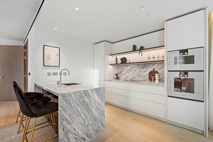 2 Bedroom Flat To Rent In The Broadway, London, SW1H