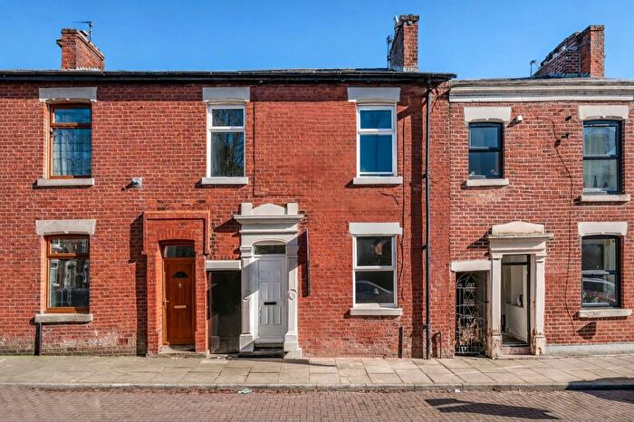 3 Bedroom Terraced House For Sale In Albert Road, Preston, PR1
