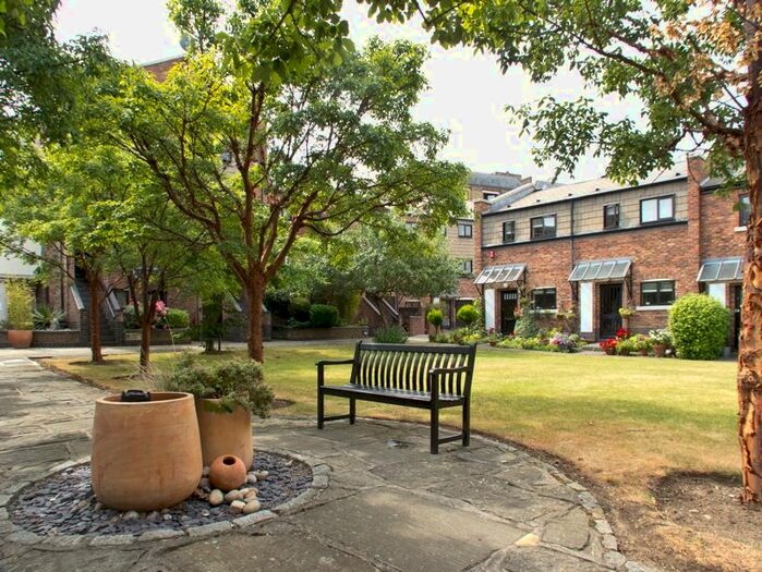 1 Bedroom Flat To Rent In Prospect Place, Wapping Wall, Wapping, E1W